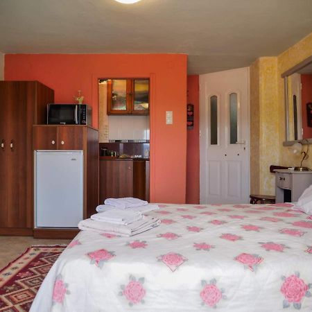 Hotel Η Φωλιτσα Karpenísion Exterior foto